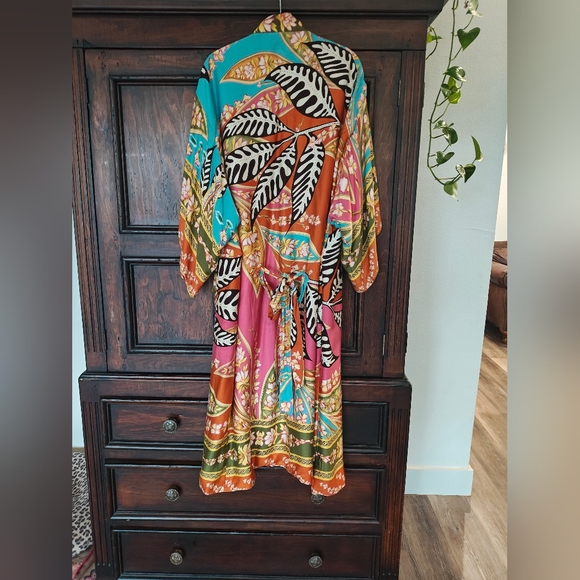 Haute Hippie Rayon Robe - Picture 3 of 4